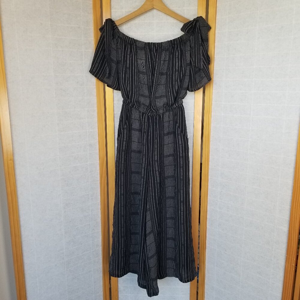 AUW Black Wide Leg Jumpsuit Size 6 Off Shoulder Wide Leg Gaucho Pockets